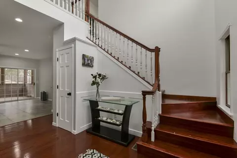 Entry Way - 1658 W Caleb Ct, Springfield, MO 65810 photo 1 of 14