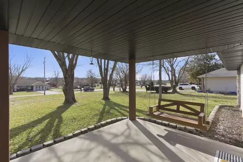 721 Lone Hickory Rd, Ozark, MO 65721 photo 3