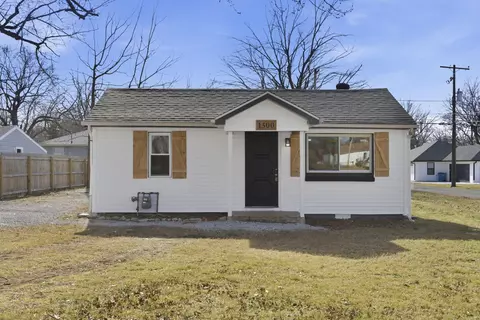 1500 E Lindberg St, Springfield, MO 65804