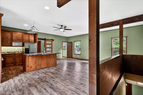 Entry Way - 751 S Farm Road 197, Springfield, MO 65809 photo 2 of 3