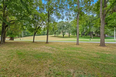 4308 E Catalpa St, Springfield, MO 65809 photo 4