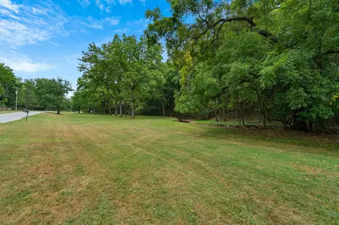 4308 E Catalpa St, Springfield, MO 65809 photo 5