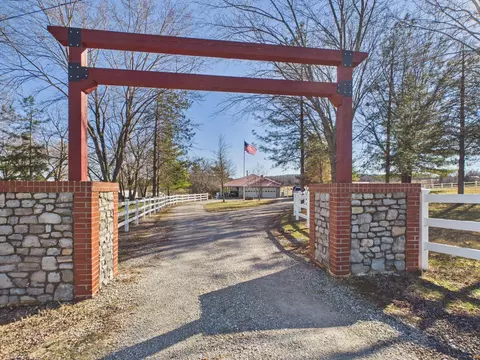 Exterior - 15434 Highway H, Cabool, MO 65689 photo 2 of 20