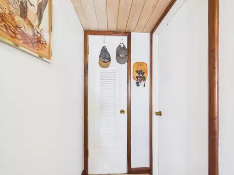 Entry Way - 15434 Highway H, Cabool, MO 65689 photo 3 of 10