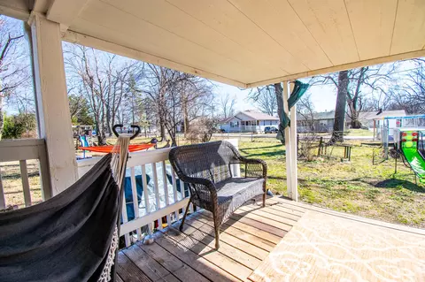 Exterior - 3021 W Olive St, Springfield, MO 65802 photo 10 of 17