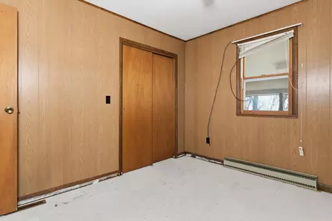 Bedroom - 49 E Tower Dr, Gainesville, MO 65655 photo 2 of 6