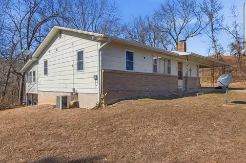 Exterior - 49 E Tower Dr, Gainesville, MO 65655 photo 2 of 5