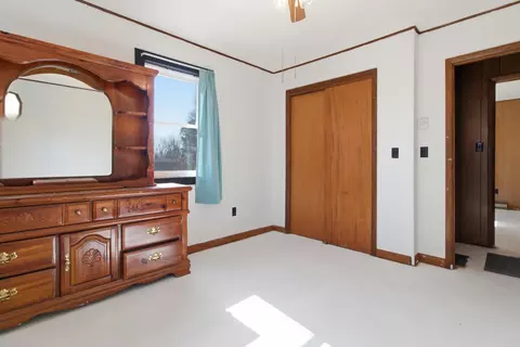 Bedroom - 49 E Tower Dr, Gainesville, MO 65655 photo 6 of 6
