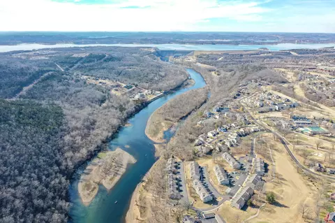 View/Area - 318 Wimbledon Dr #11, Branson, MO 65616 photo 4 of 8