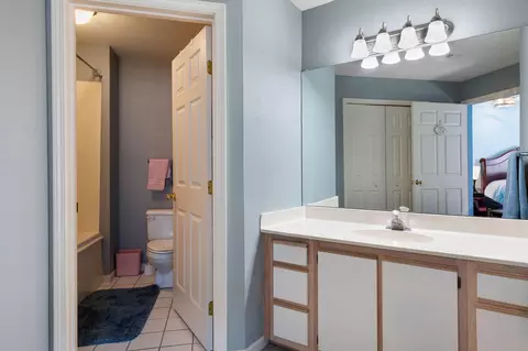 Bath - 318 Wimbledon Dr #11, Branson, MO 65616 photo 1 of 4
