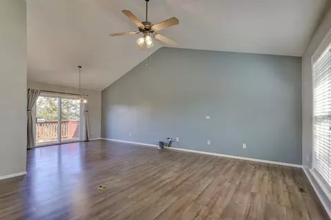 Living - 309 Van Buren Rd, Branson, MO 65616 photo 2 of 7