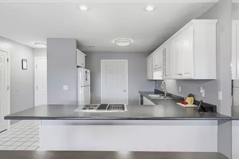 Kitchen - 175 Avondale Dr #15, Branson, MO 65616 photo 2 of 6