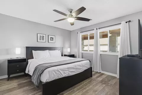 Bedroom - 175 Avondale Dr #15, Branson, MO 65616 photo 3 of 6