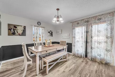 Dining - 1101 W Fourth St, Mountain View, MO 65548 photo 1 of 2