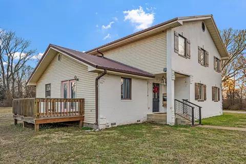Exterior - 1101 W Fourth St, Mountain View, MO 65548 photo 6 of 7