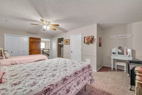 Bedroom - 1101 W Fourth St, Mountain View, MO 65548 photo 6 of 8
