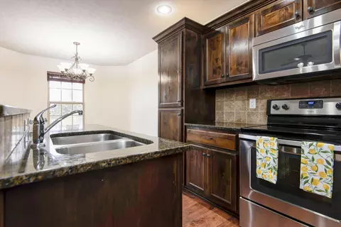 5669 W Sunflower Dr, Springfield, MO 65802 photo 11