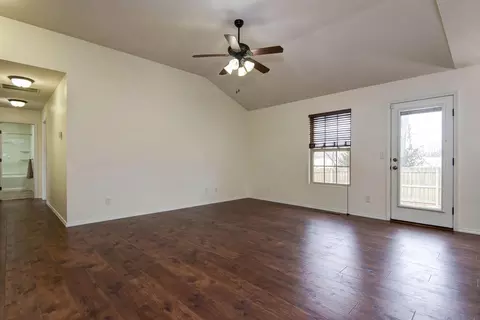 5669 W Sunflower Dr, Springfield, MO 65802 photo 4