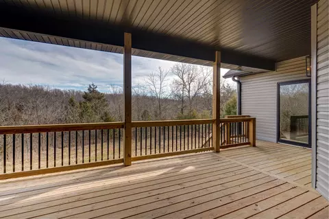 Exterior - 208 Danalia Dr, Marshfield, MO 65706 photo 7 of 10