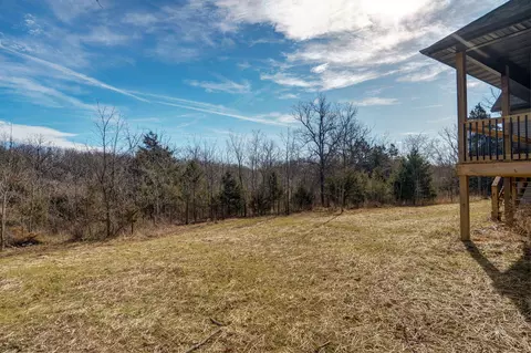 Exterior - 208 Danalia Dr, Marshfield, MO 65706 photo 4 of 10