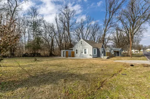 629 S Glenn Ave, Springfield, MO 65802