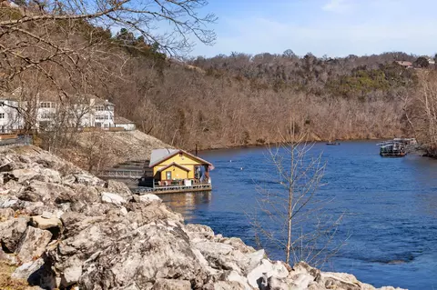 View/Area - 710 Fall Creek Dr #2, Branson, MO 65616 photo 26 of 37