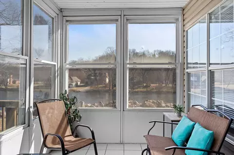 Exterior - 710 Fall Creek Dr #2, Branson, MO 65616 photo 3 of 33