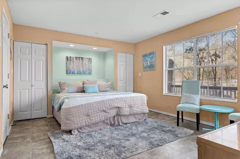 Bedroom - 710 Fall Creek Dr #2, Branson, MO 65616 photo 1 of 5