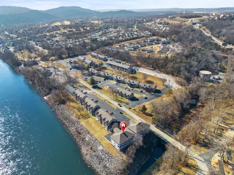 View/Area - 710 Fall Creek Dr #2, Branson, MO 65616 photo 11 of 37