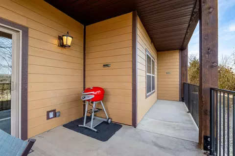 Exterior - 51 Eagles Ridge Ln #2, Branson, MO 65616 photo 5 of 8