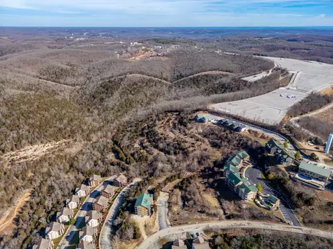 View/Area - 51 Eagles Ridge Ln #2, Branson, MO 65616 photo 3 of 11