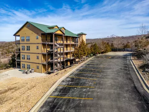 Exterior - 51 Eagles Ridge Ln #2, Branson, MO 65616 photo 6 of 8
