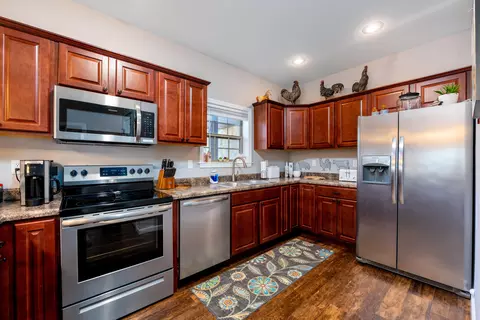 Kitchen - 51 Eagles Ridge Ln #2, Branson, MO 65616 photo 1 of 2