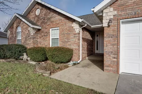 1353 W Norfolk Ave, Nixa, MO 65714 photo 2