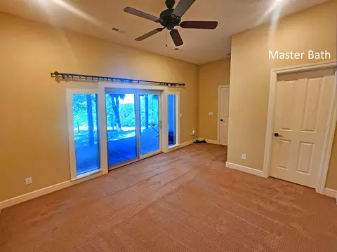 Bedroom - 233 Sidehill Dr, Ridgedale, MO 65739 photo 2 of 7