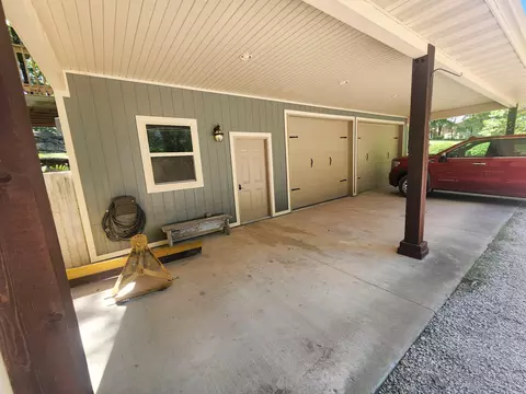 Exterior - 233 Sidehill Dr, Ridgedale, MO 65739 photo 10 of 15