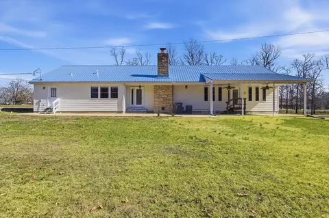 202 Maple Ave, Licking, MO 65542 photo 9