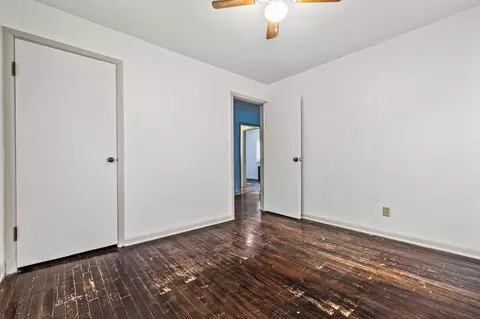 Bedroom - 2643 W Walnut St, Springfield, MO 65806 photo 2 of 6