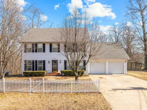1202 Skyview Dr, Branson, MO 65616