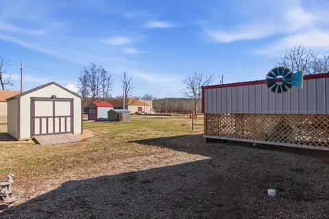 Exterior - 1382 Mo-99, Birch Tree, MO 65438 photo 8 of 10