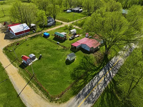 Other - 1382 Mo-99, Birch Tree, MO 65438 photo 5 of 17