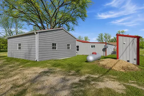 Other - 1382 Mo-99, Birch Tree, MO 65438 photo 2 of 17