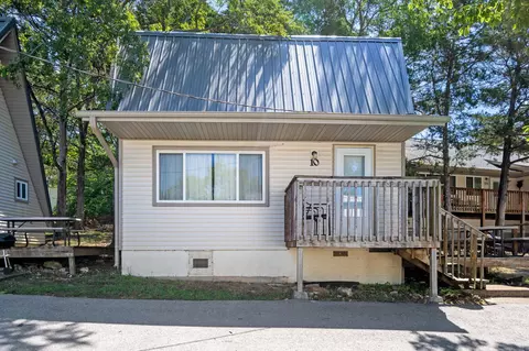 134 Deep Water Cir, Reeds Spring, MO 65737