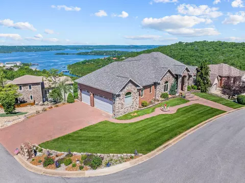 295 Split Rock Dr, Hollister, MO 65672