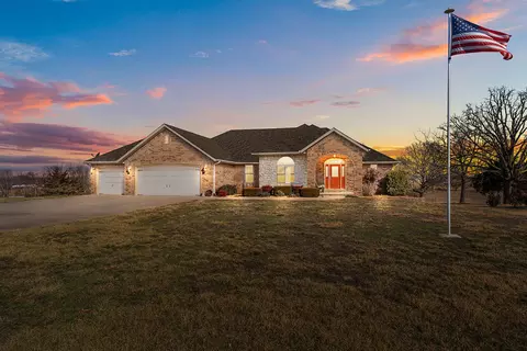 480 Stargrass Rd, Ozark, MO 65721 photo 2