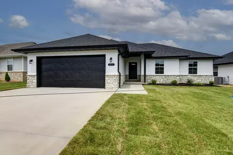 824 S Wheaton Hills Dr #LOT 165, Nixa, MO 65714
