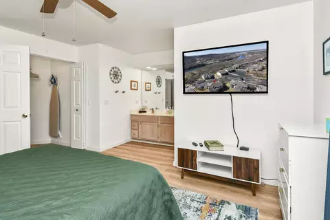 Bedroom - 149 The Blfs UNIT 1, Branson, MO 65616 photo 2 of 4