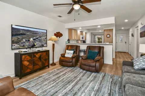 Living - 149 The Blfs UNIT 1, Branson, MO 65616 photo 2 of 4