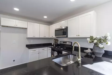 510 S Burton Ave, Springfield, MO 65802 photo 14