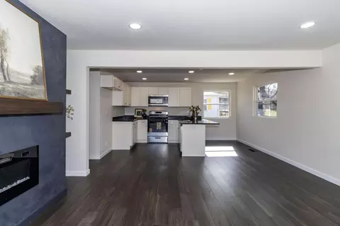 510 S Burton Ave, Springfield, MO 65802 photo 12